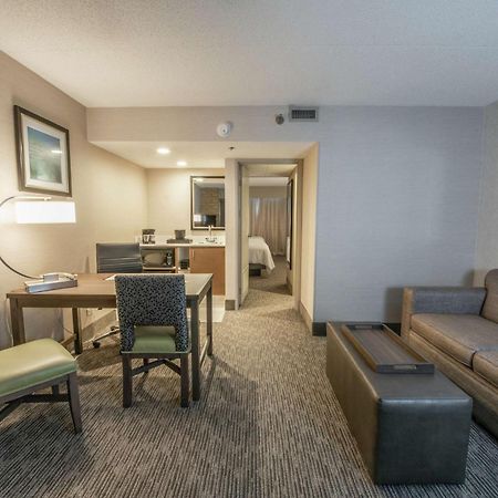 Embassy Suites By Hilton Chicago Schaumburg Woodfield Exterior photo